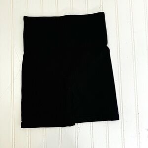 NWT Yitty Shorts Black M/L